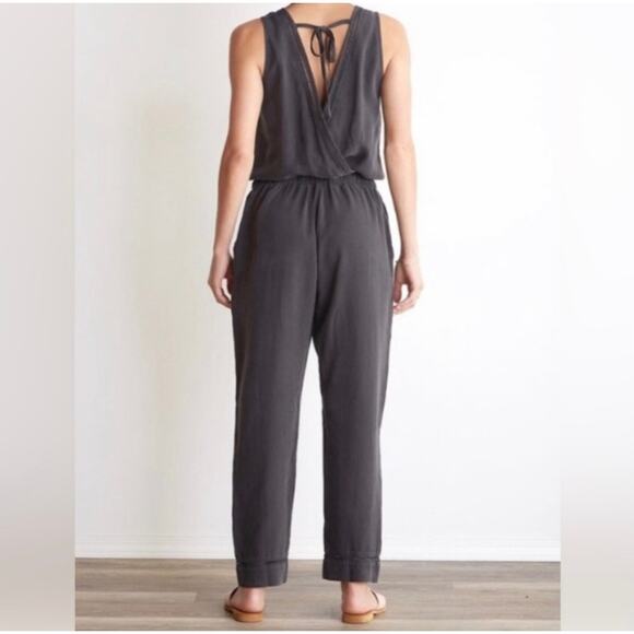 Anthropologie Cloth & Stone Charcoal Gray Sleeveless Julianna Jumpsuit Size M‎ - Picture 7 of 11